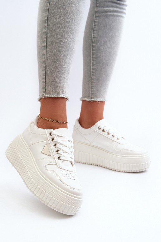 Sneakers modelio batai   iš eko odos su platforma baltos spalvos Chrisstin